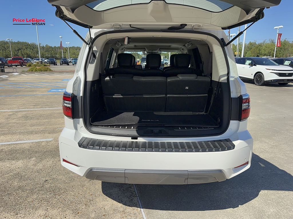 2024 Nissan Armada photo 9 of 12