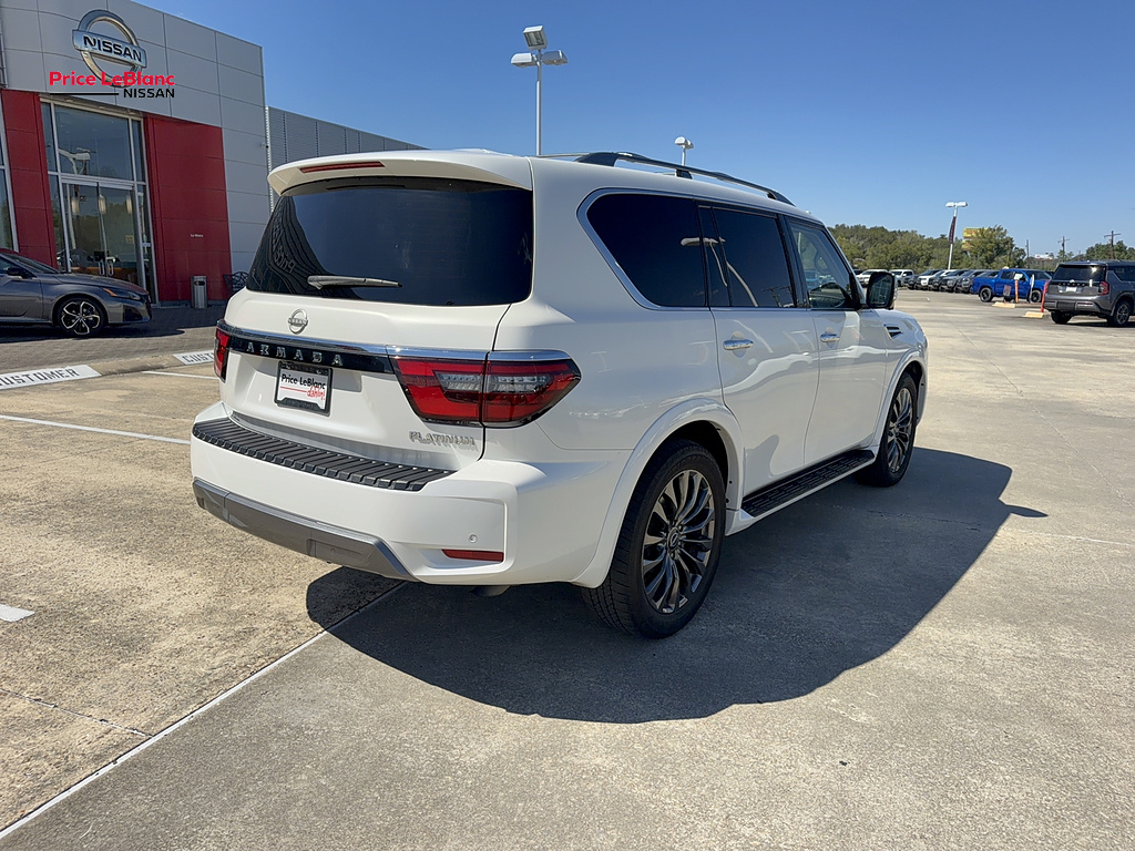 2024 Nissan Armada photo 6 of 12