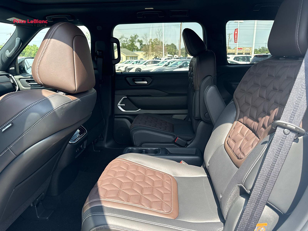 2026 Nissan Armada Platinum Reserve - 7