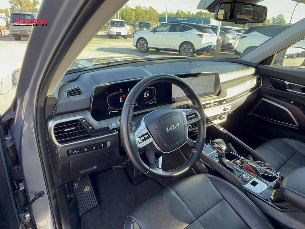 2024 Kia Telluride photo 27 of 33