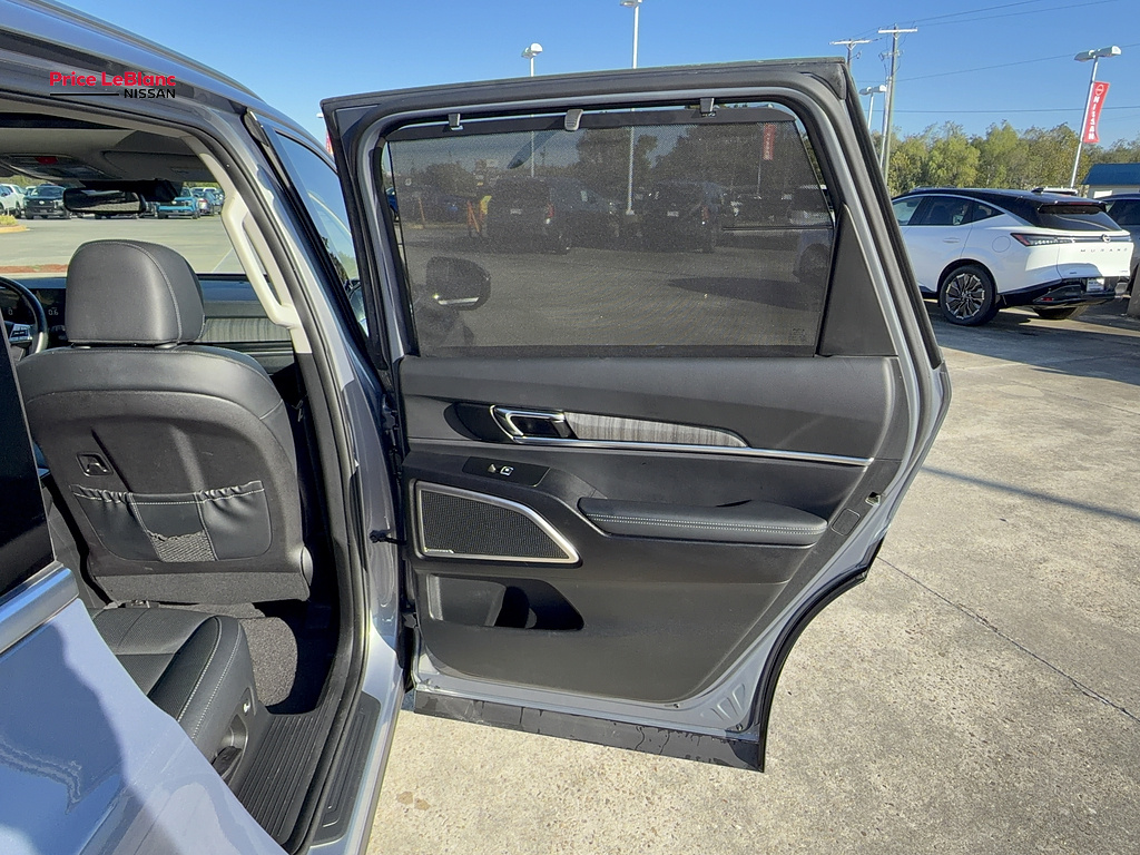 2024 Kia Telluride photo 19 of 33