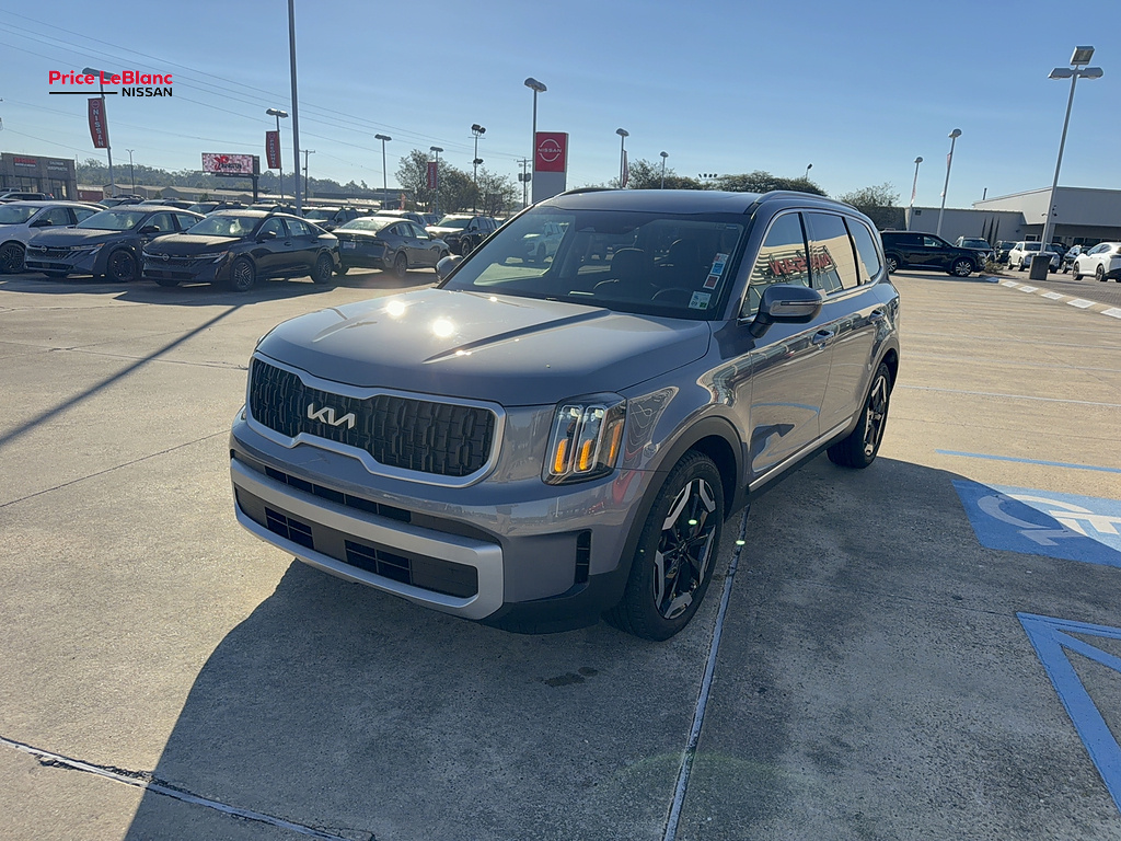 2024 Kia Telluride photo 4 of 33