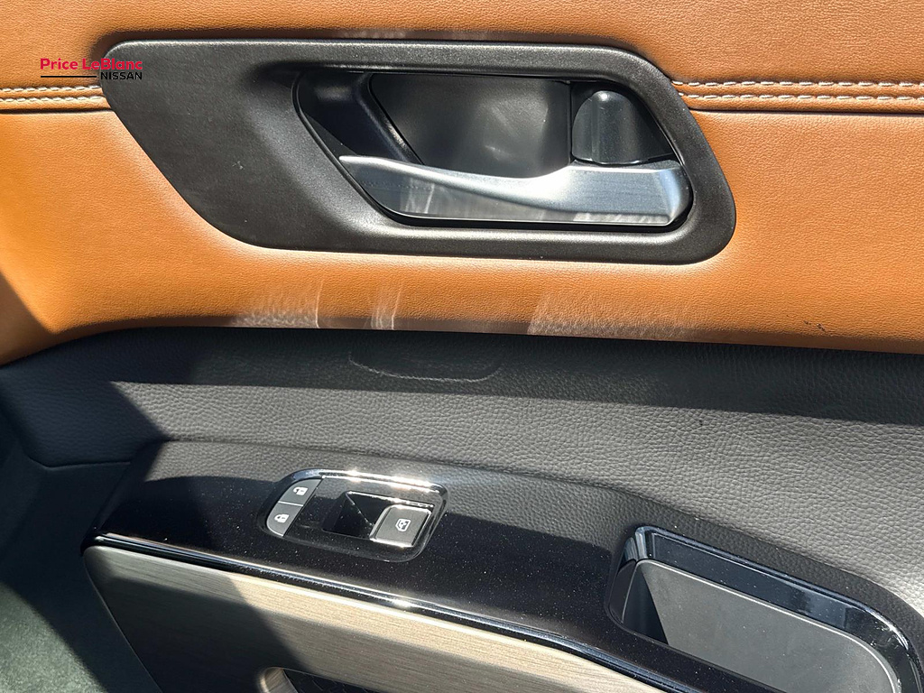 2025 Nissan Pathfinder Platinum GREEN at Team Honda