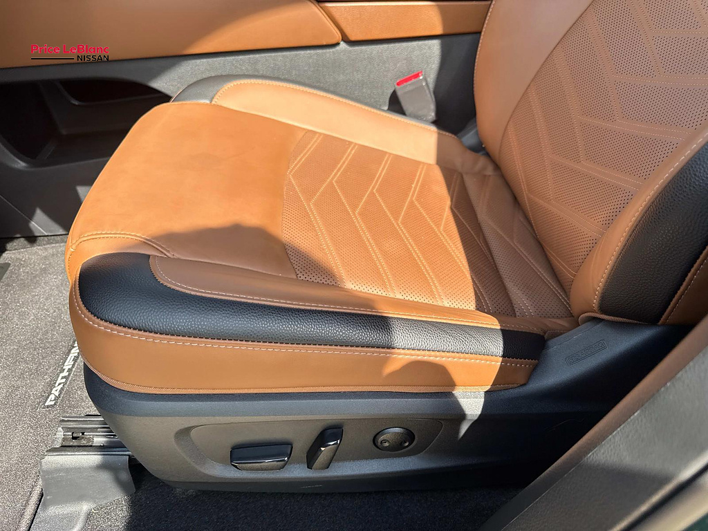 2025 Nissan Pathfinder Platinum GREEN at Team Honda