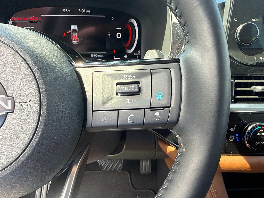 2025 Nissan Pathfinder Platinum GREEN at Team Honda