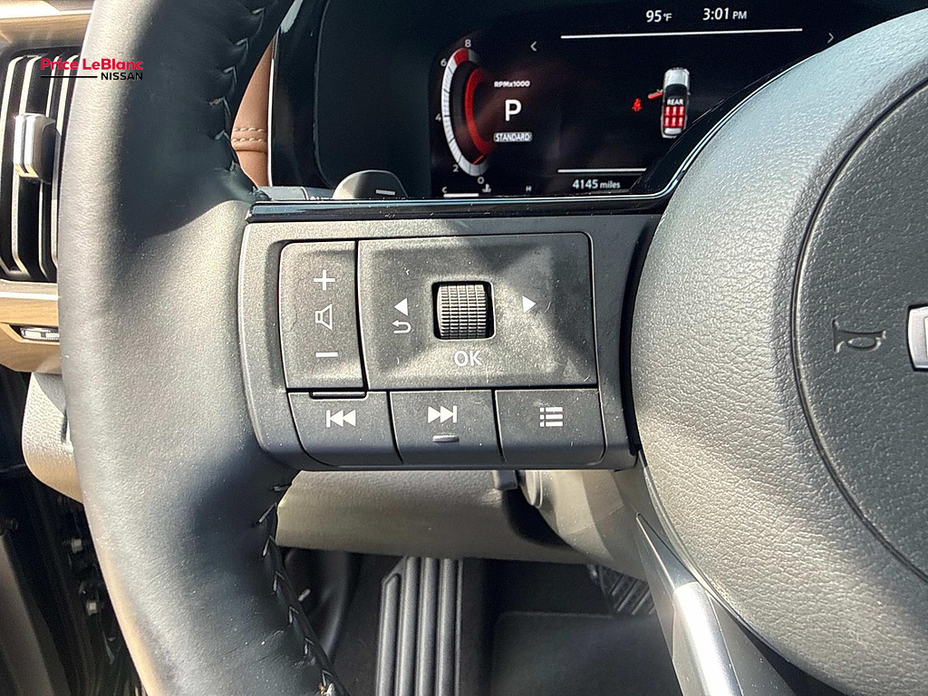 2025 Nissan Pathfinder Platinum GREEN at Team Honda