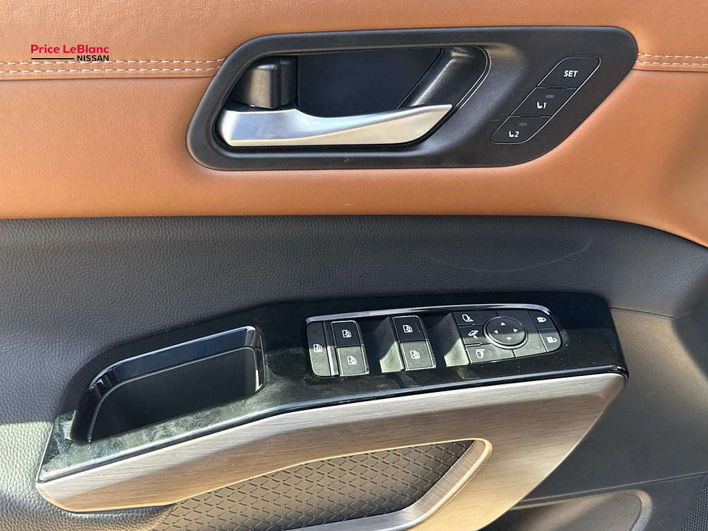 2025 Nissan Pathfinder Platinum GREEN at Team Honda