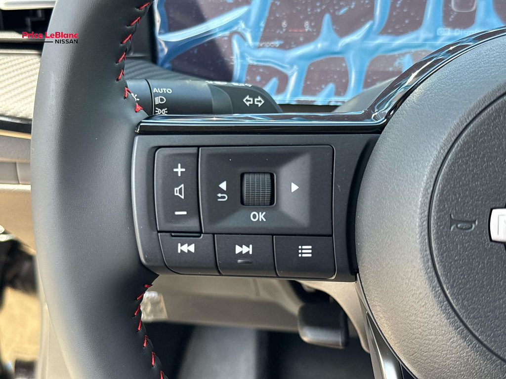 2027 Nissan Kicks SR Super Black at Price LeBlanc Nissan
