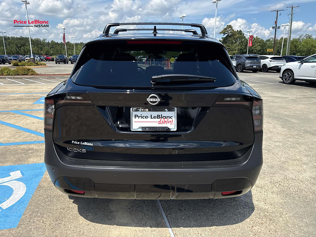 2027 Nissan Kicks SR Super Black at Price LeBlanc Nissan