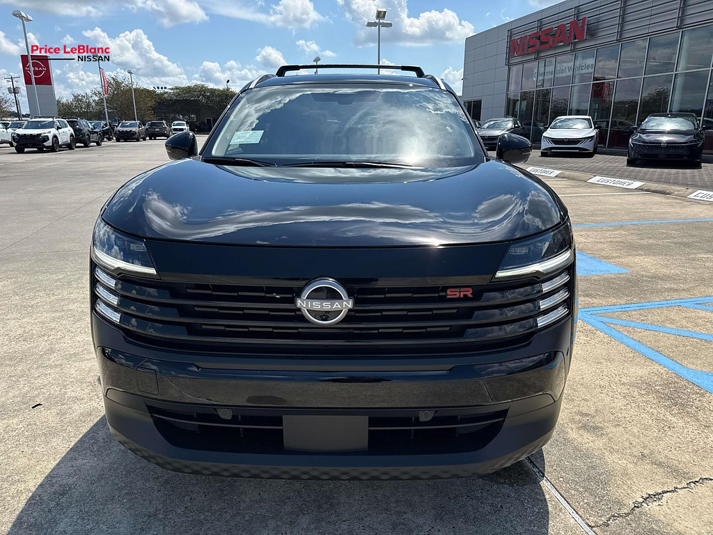 2027 Nissan Kicks SR Super Black at Price LeBlanc Nissan
