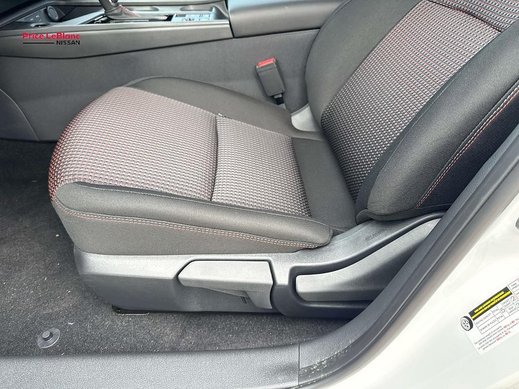 2027 Nissan Sentra photo 9 of 19