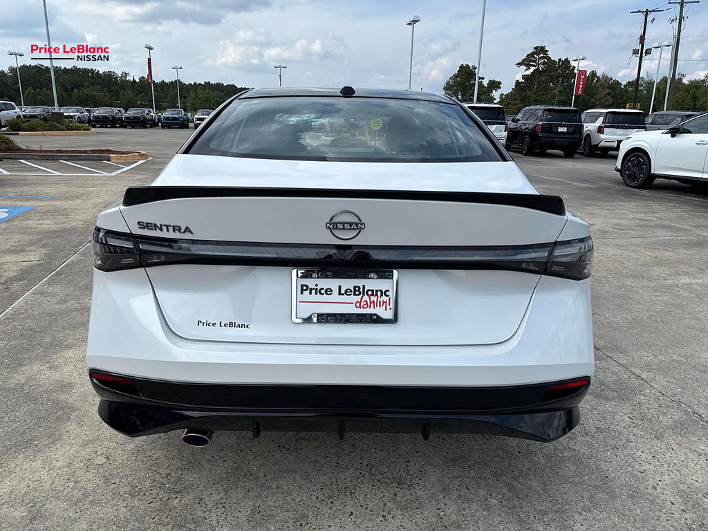 2027 Nissan Sentra photo 6 of 19