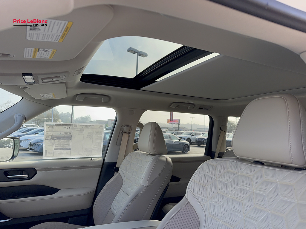 2027 Nissan Armada photo 27 of 36