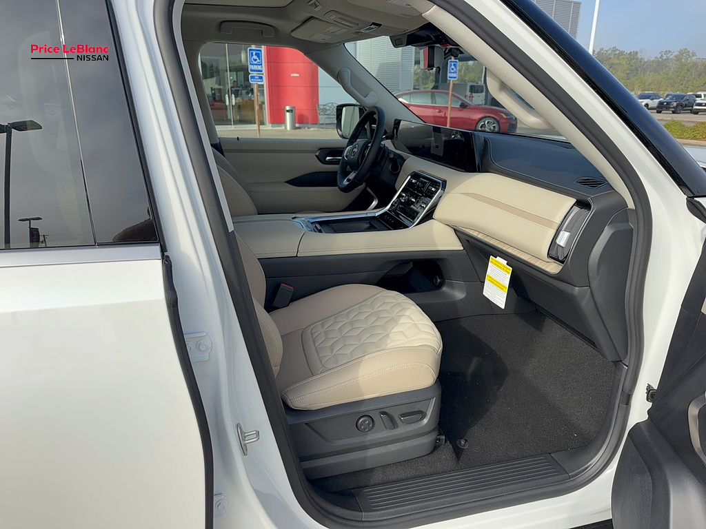 2027 Nissan Armada photo 14 of 36