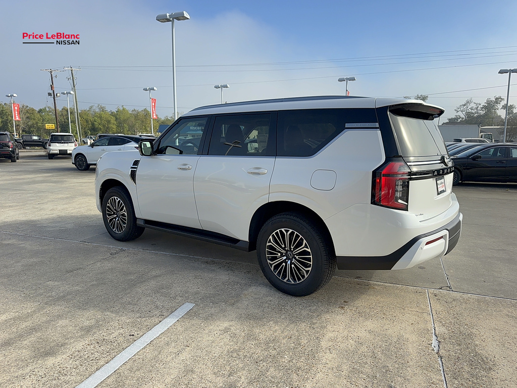 2027 Nissan Armada photo 7 of 36