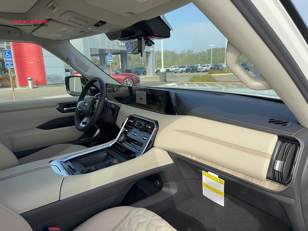 2027 Nissan Armada photo 15 of 36
