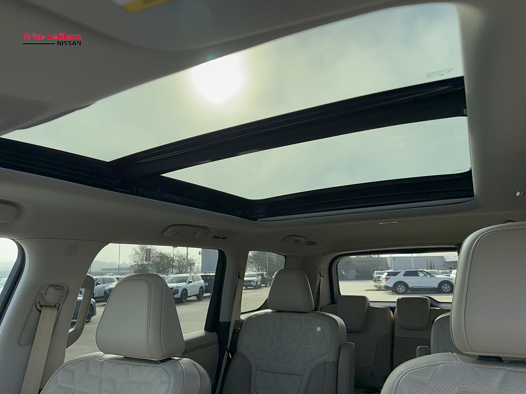 2027 Nissan Armada photo 28 of 36