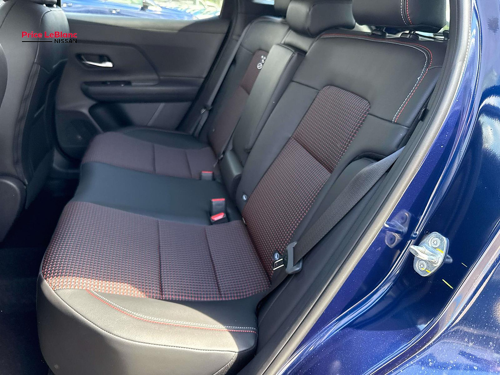2027 Nissan Kicks SR Deep Blue Pearl at Price LeBlanc Nissan