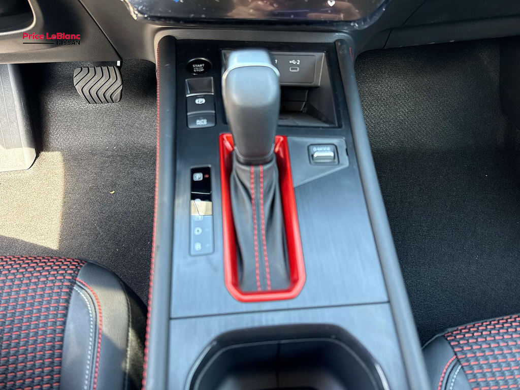 2027 Nissan Kicks SR Deep Blue Pearl at Price LeBlanc Nissan