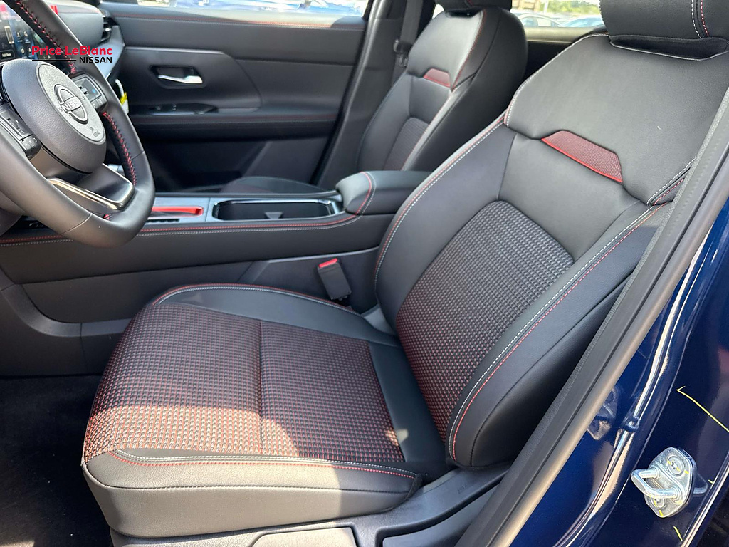 2027 Nissan Kicks SR Deep Blue Pearl at Price LeBlanc Nissan