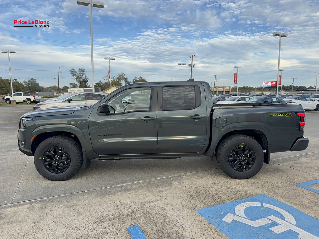 2027 Nissan Frontier photo 6 of 24
