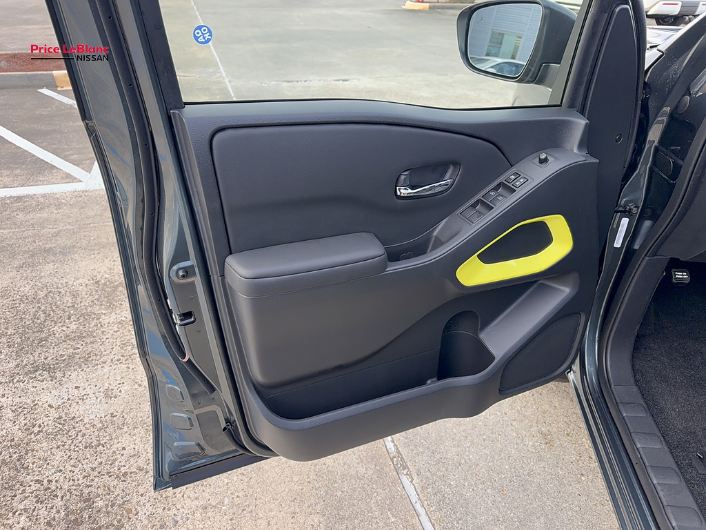 2027 Nissan Frontier photo 19 of 24