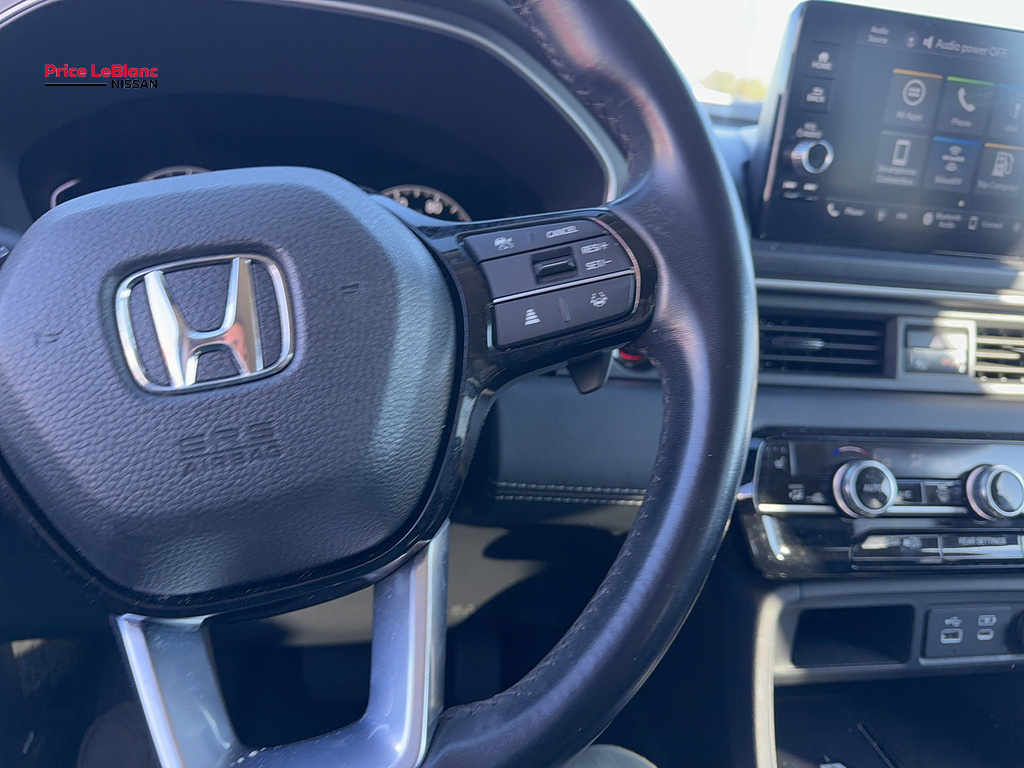 2025 Honda Pilot photo 18 of 20