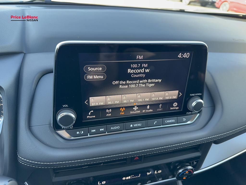 2027 Nissan Rogue photo 23 of 27