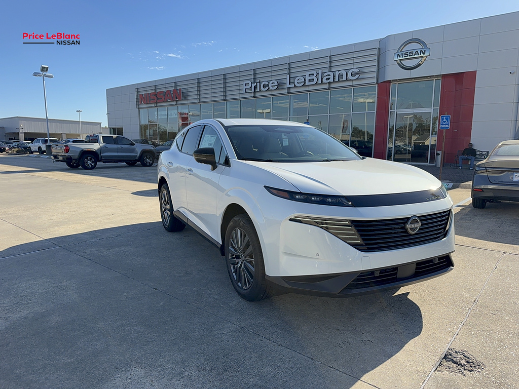 2027 Nissan Murano photo 2 of 25