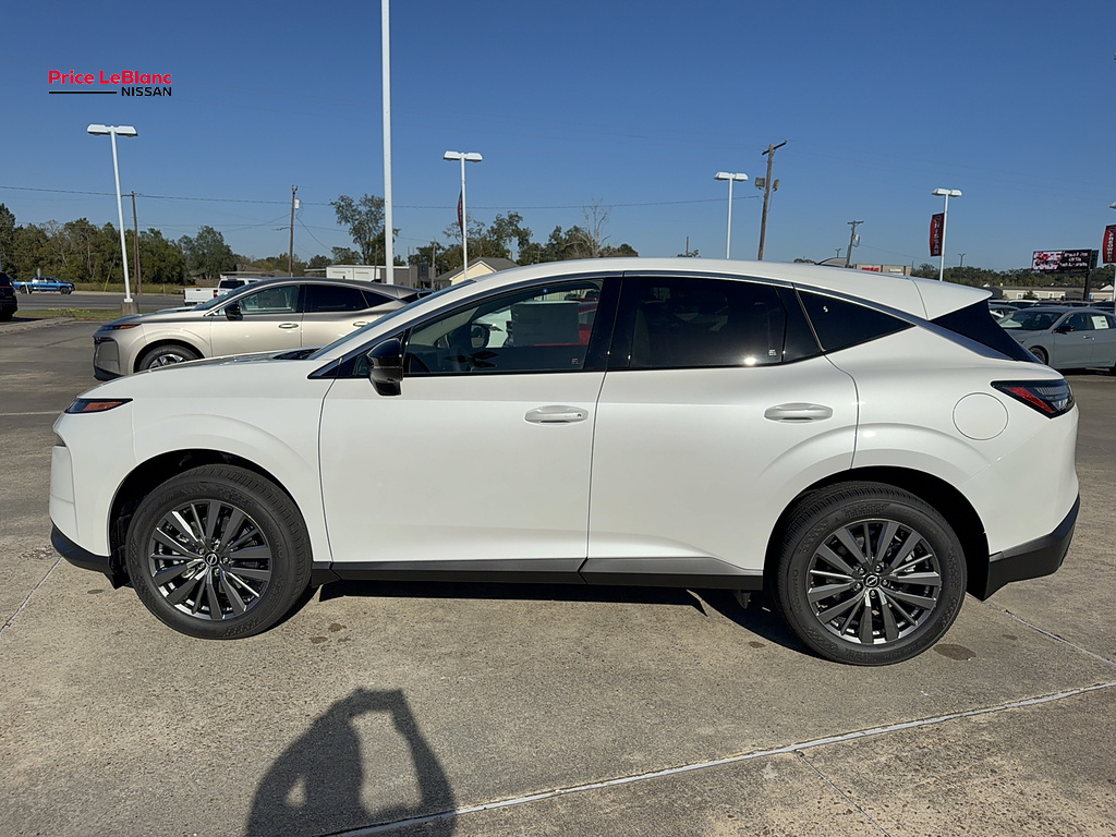 2027 Nissan Murano photo 6 of 25