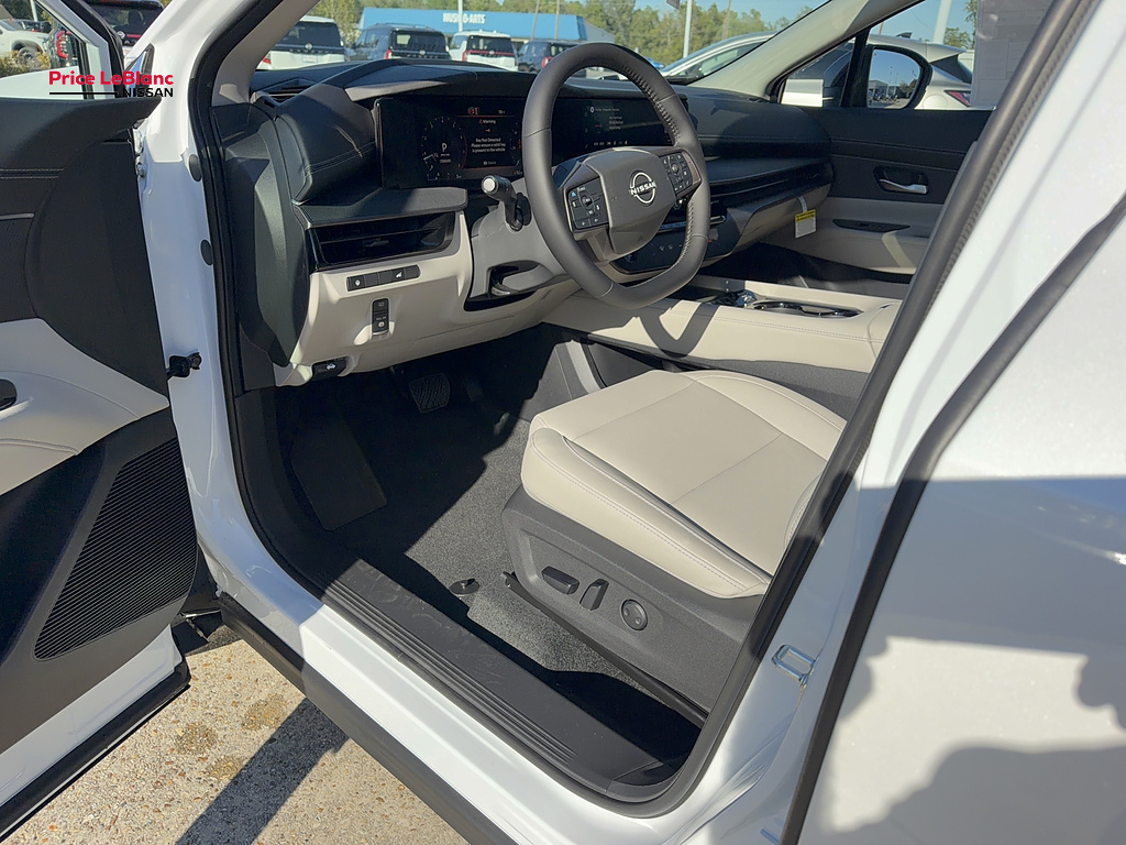 2027 Nissan Murano photo 21 of 25