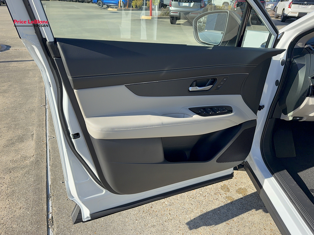 2027 Nissan Murano photo 20 of 25