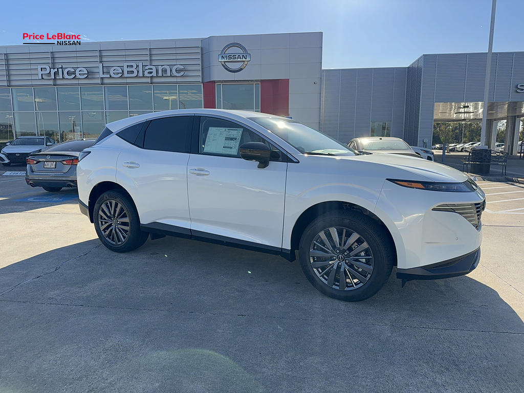 2027 Nissan Murano photo 3 of 25