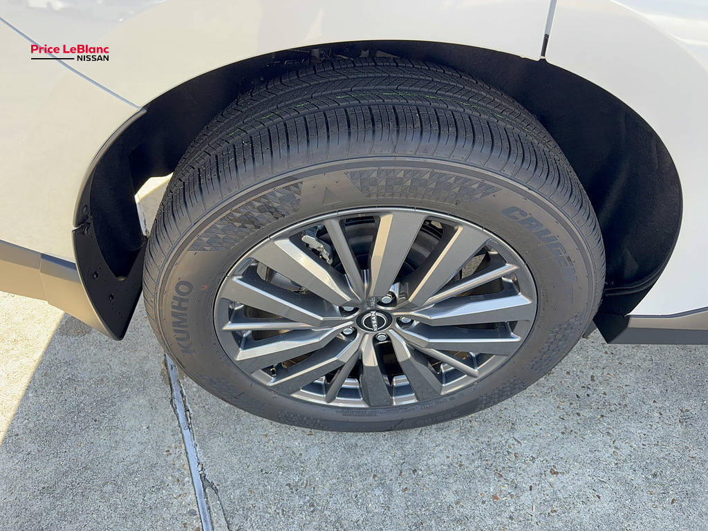 2027 Nissan Murano photo 11 of 25