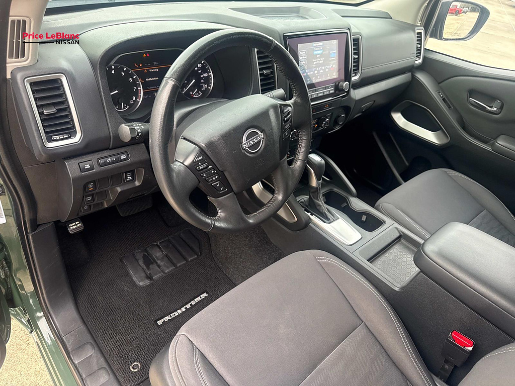 2022 Nissan Frontier SV Tactical Green Metallic at Price LeBlanc Nissan