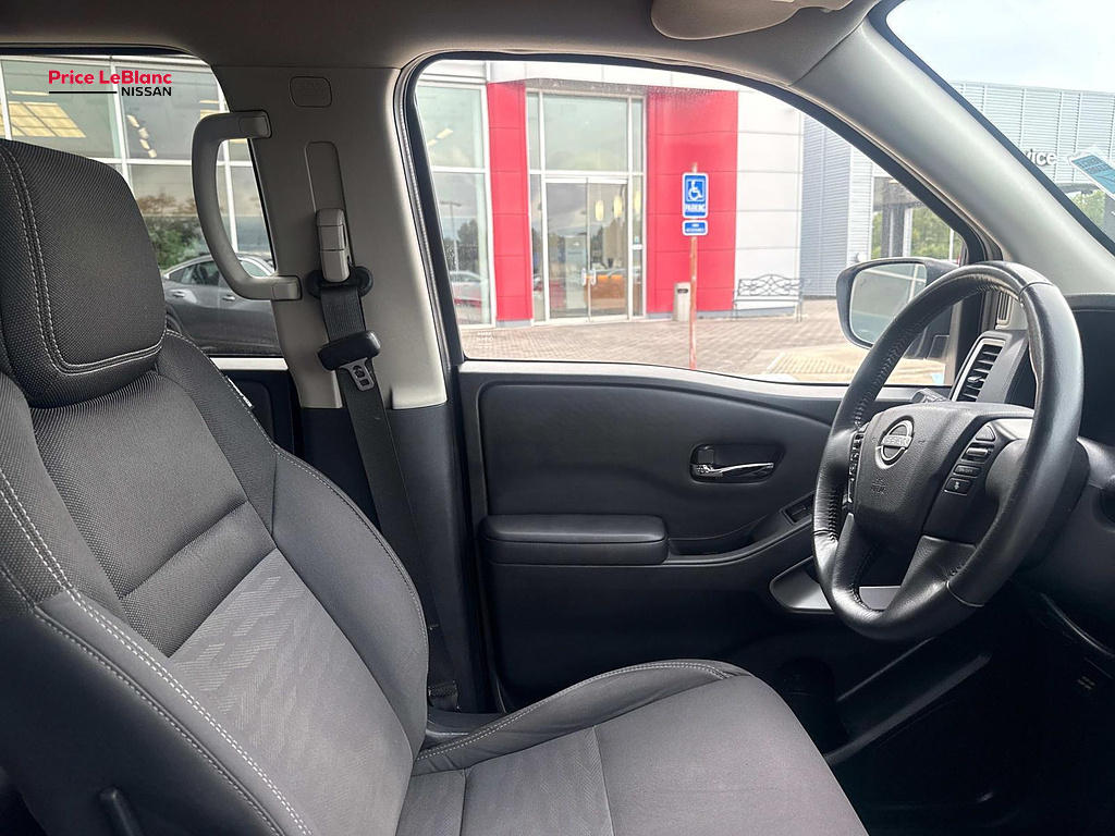 2022 Nissan Frontier SV Tactical Green Metallic at Price LeBlanc Nissan