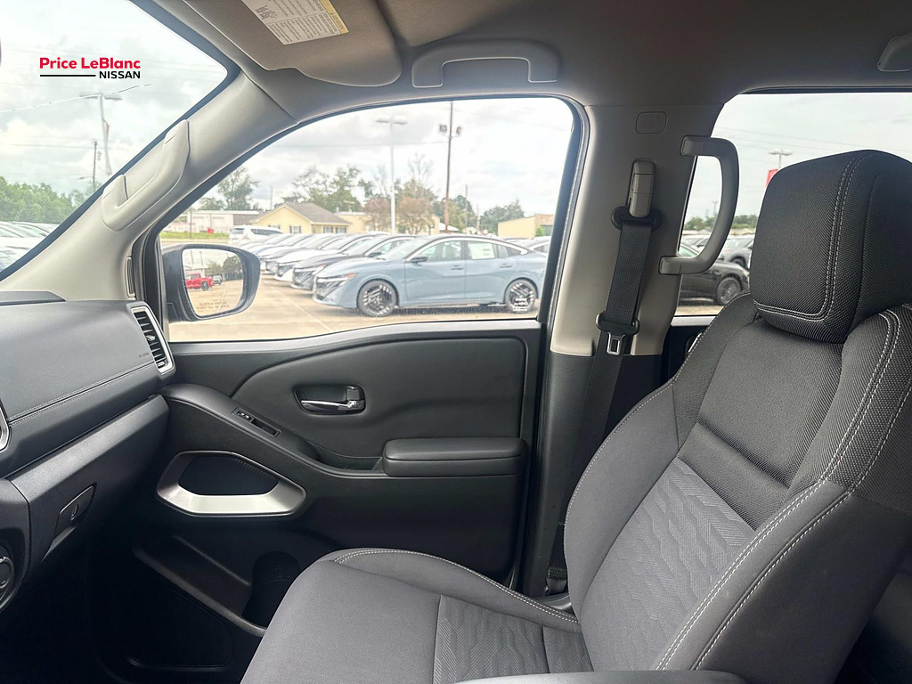 2022 Nissan Frontier SV Tactical Green Metallic at Price LeBlanc Nissan