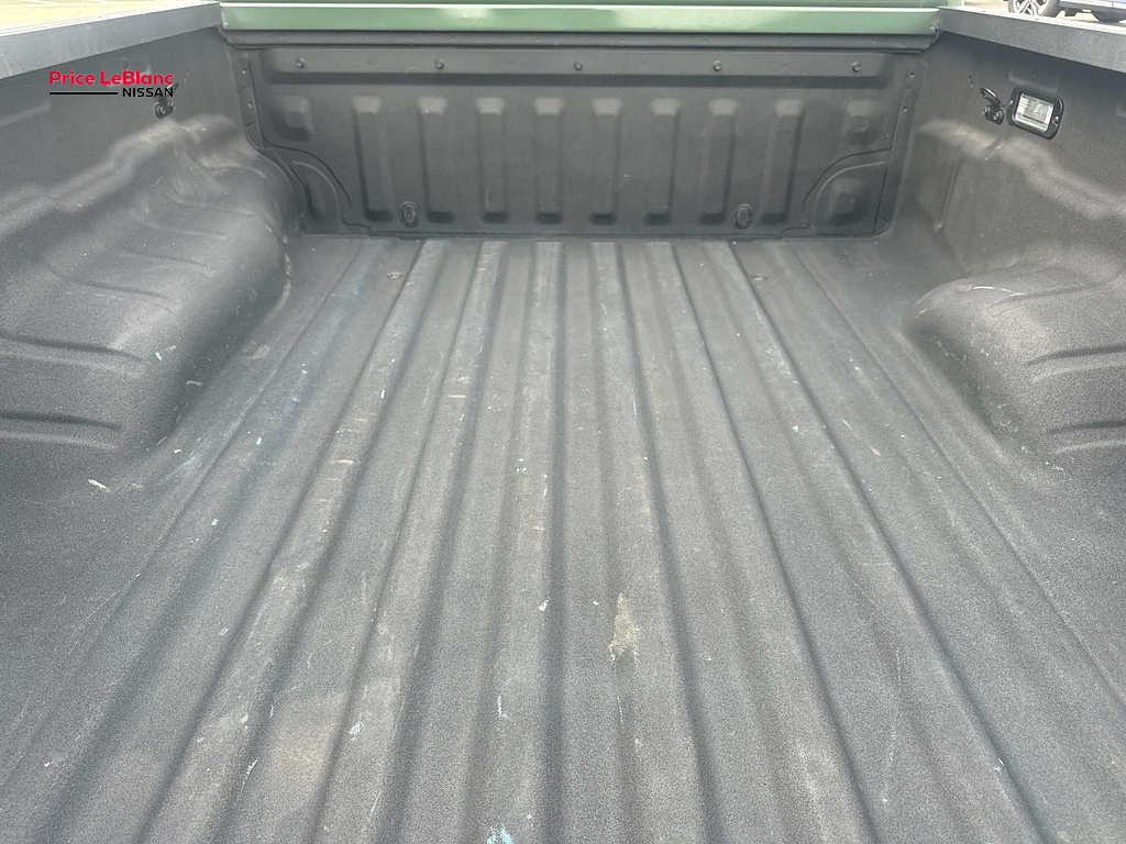 2022 Nissan Frontier SV Tactical Green Metallic at Price LeBlanc Nissan