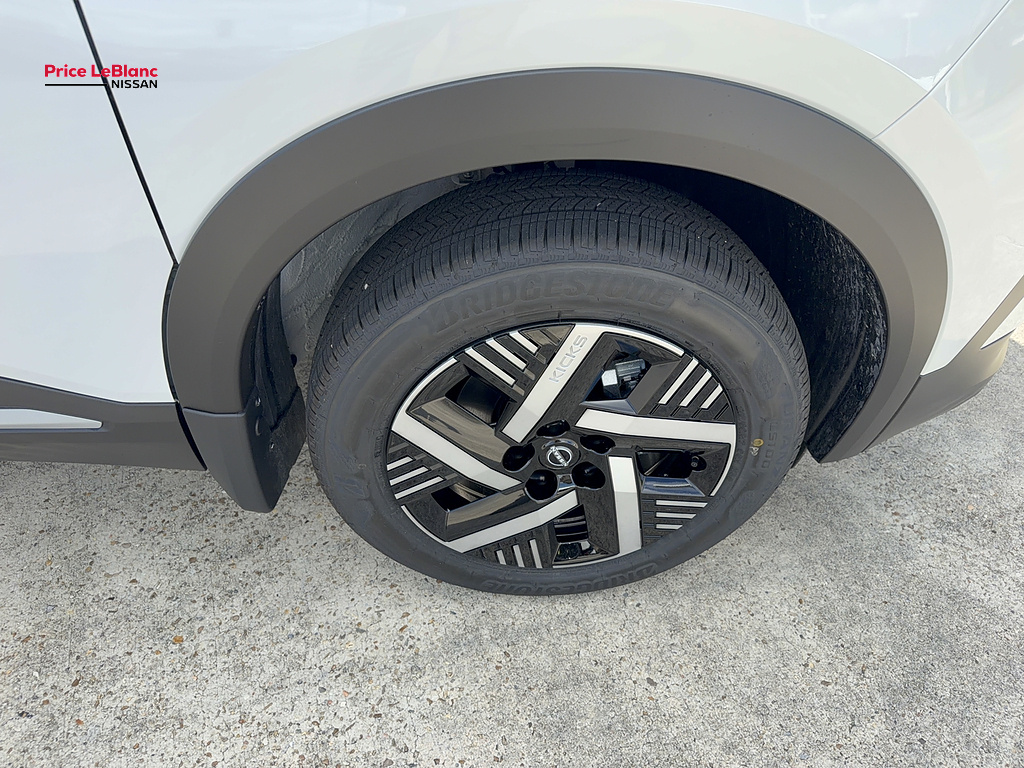2027 Nissan Kicks photo 10 of 21