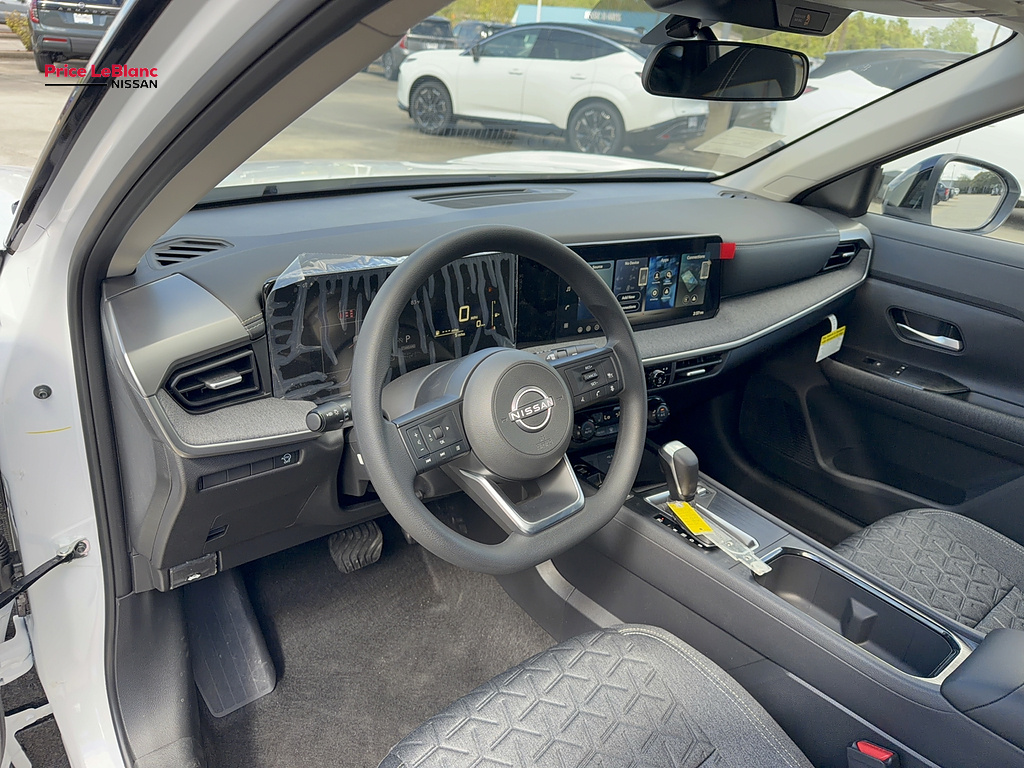 2027 Nissan Kicks photo 18 of 21