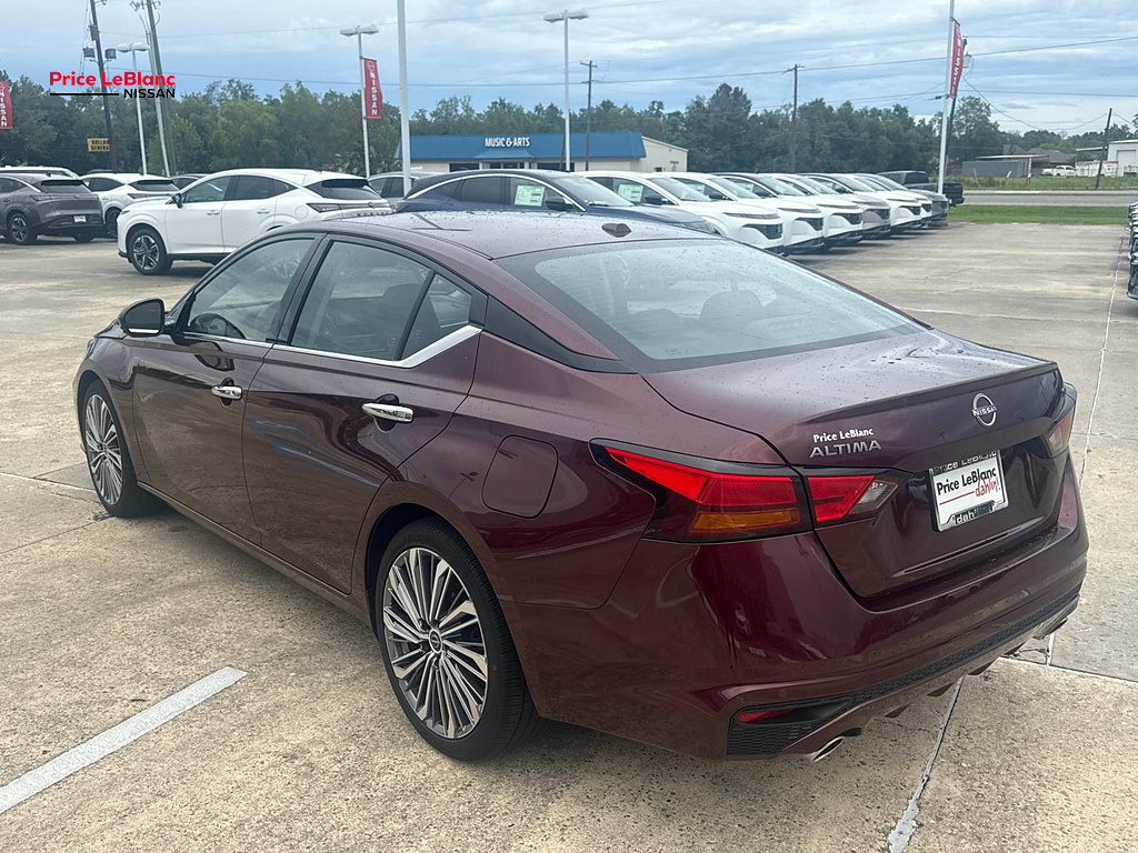 2025 Nissan Altima 2.5 SL RED at Price LeBlanc Nissan