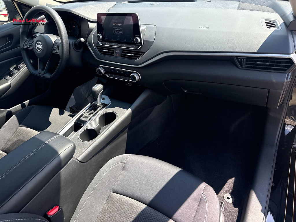2025 Nissan Altima 2.5 S - 11