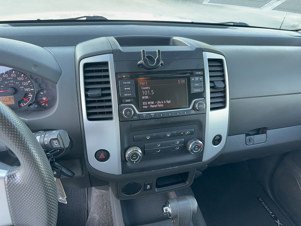 2015 Nissan Xterra photo 22 of 22