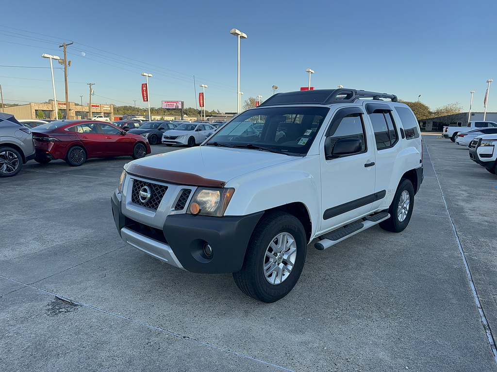 2015 Nissan Xterra photo 4 of 22