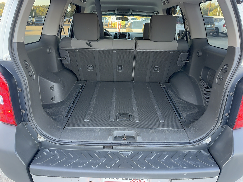 2015 Nissan Xterra photo 16 of 22