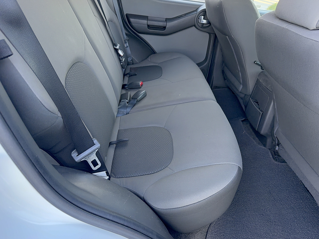 2015 Nissan Xterra photo 15 of 22