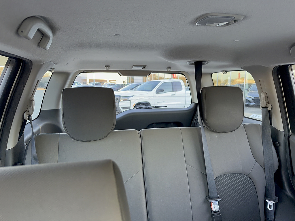 2015 Nissan Xterra photo 13 of 22