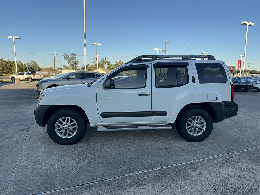 2015 Nissan Xterra photo 5 of 22