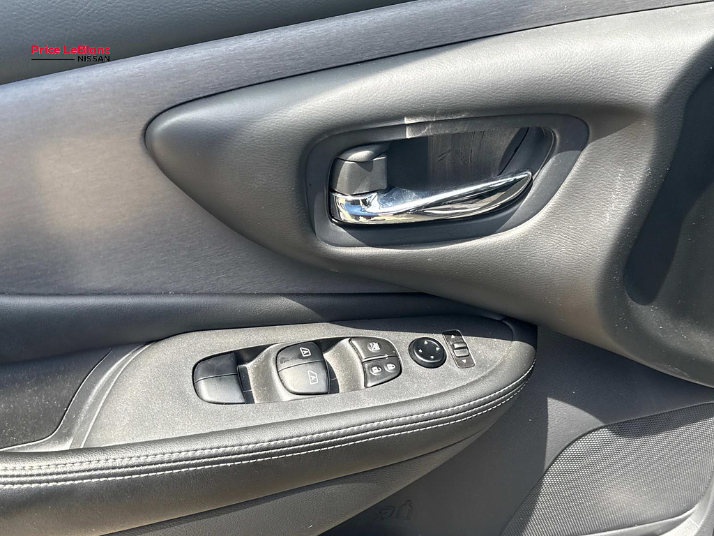 2023 Nissan Murano SV Deep Ocean Blue Pearl at Price LeBlanc Nissan