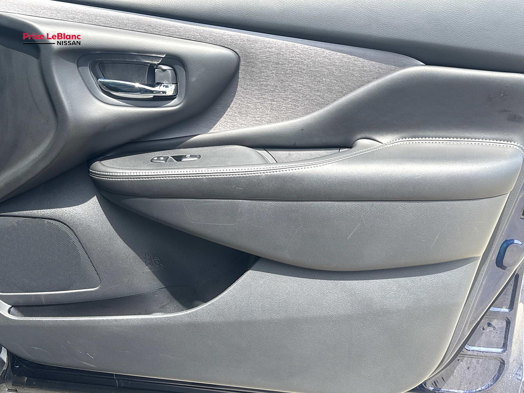 2023 Nissan Murano SV Deep Ocean Blue Pearl at Price LeBlanc Nissan